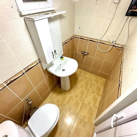 3 Katli Komple Bina 10 Kisilik Apartment *