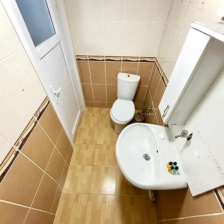 3 Katli Komple Bina 10 Kisilik Apartment *
