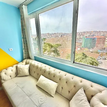 3 Katli Komple Bina 10 Kisilik Apartament Stambuł
